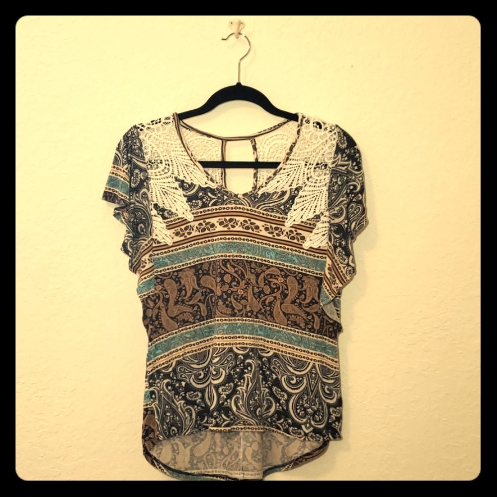 Super SOFT Paisely Print and Lace Top